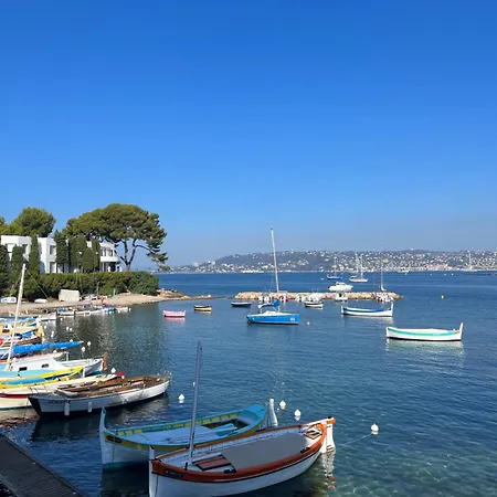 De à 50 M De La Antibes